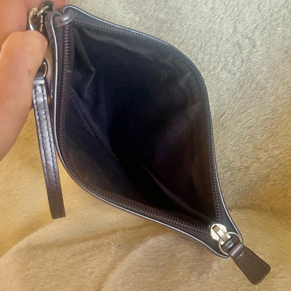 Coach Metallic Purple/ Gray Leather Wristlet Clutch - Picture 4 of 4